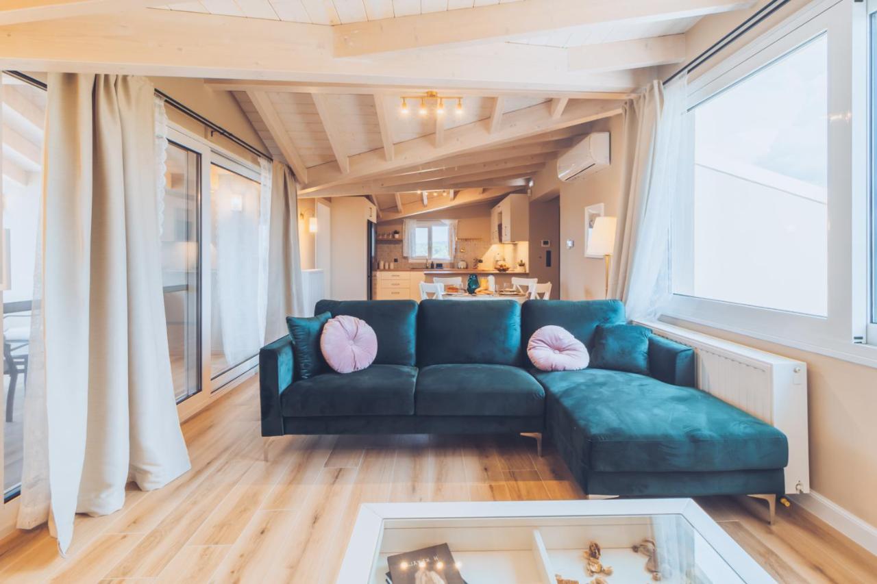 Melena Premium Suites 로다 외부 사진