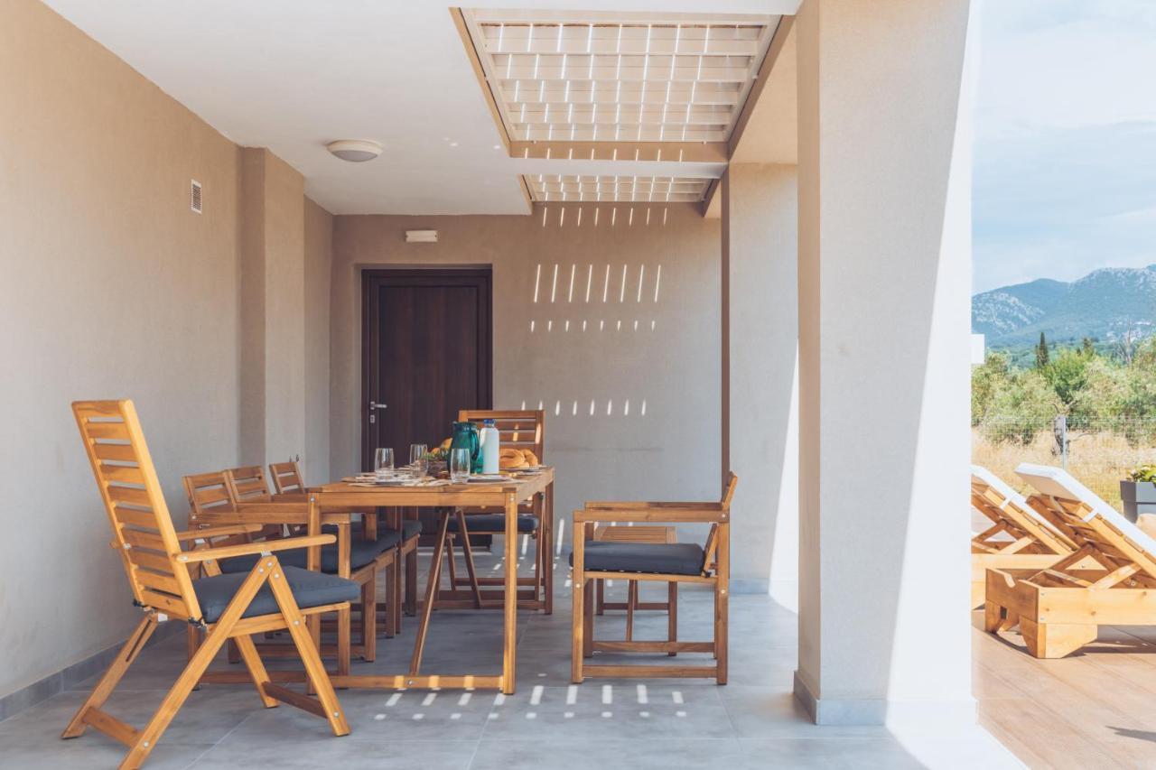 Melena Premium Suites 로다 외부 사진