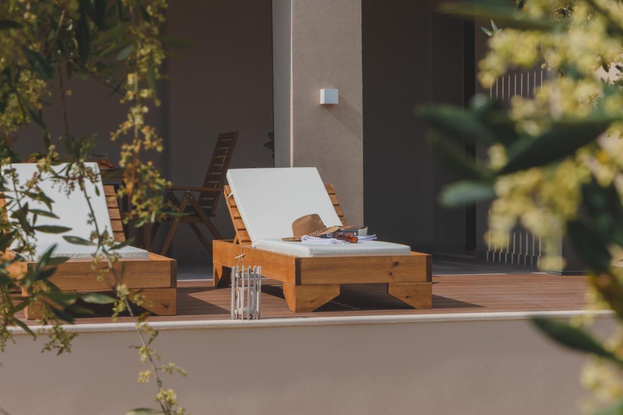 Melena Premium Suites 로다 외부 사진
