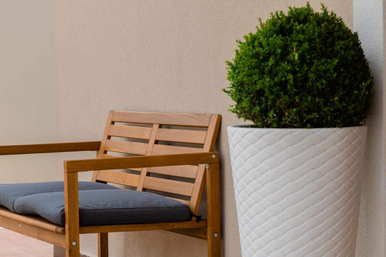 Melena Premium Suites 로다 외부 사진